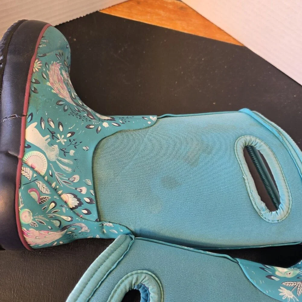 Bogs Boots Kids 12 Blue Floral Waterproof Insulated Winter Snow